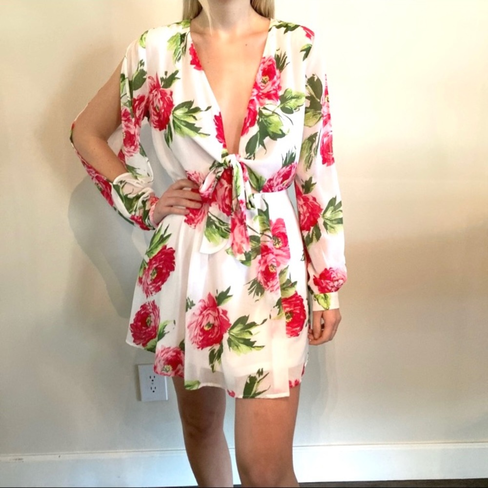 Cotton Candy Long Sleeve Floral Dress Size Small - Picture 2 of 15